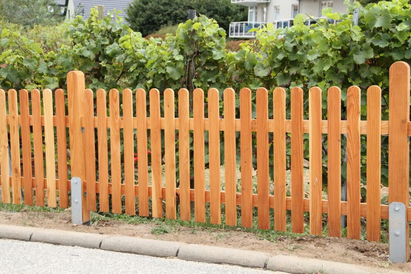 Custom Fence Designers